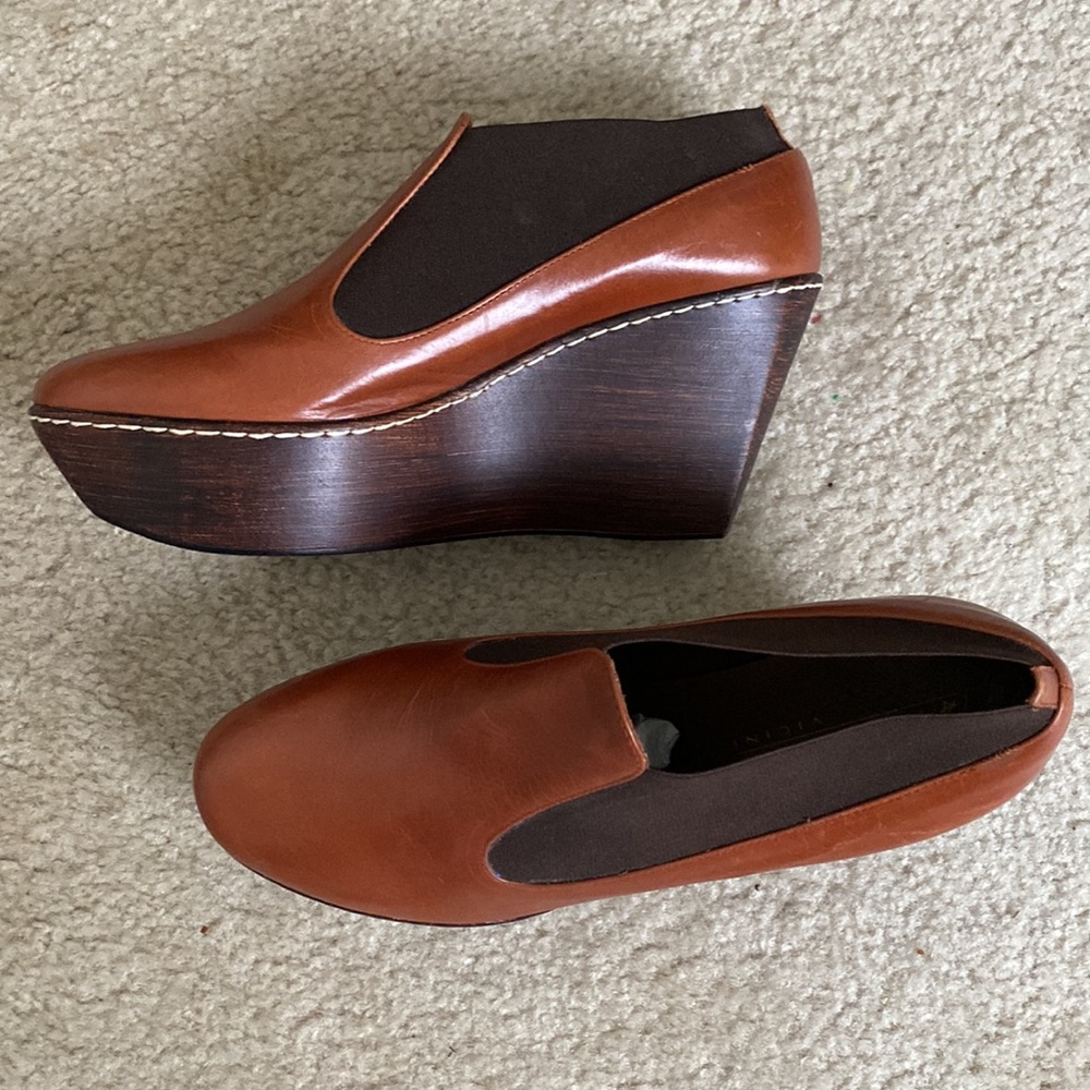 Tapeet by Vicini Leather Platform Wedges